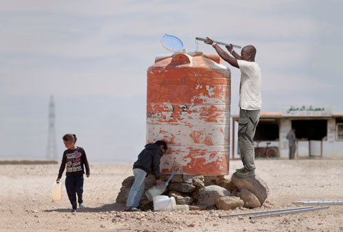It is also possible to ship further relief goods in the hollow strands, like water or food.
